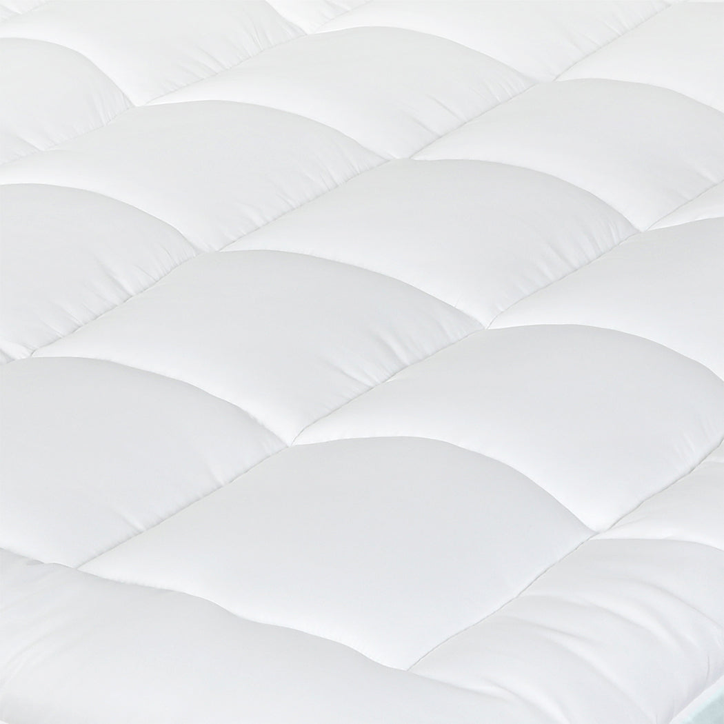 Dreamz Gel Memory Foam Mattress Topper 8cm Queen Size-2006733414463574020