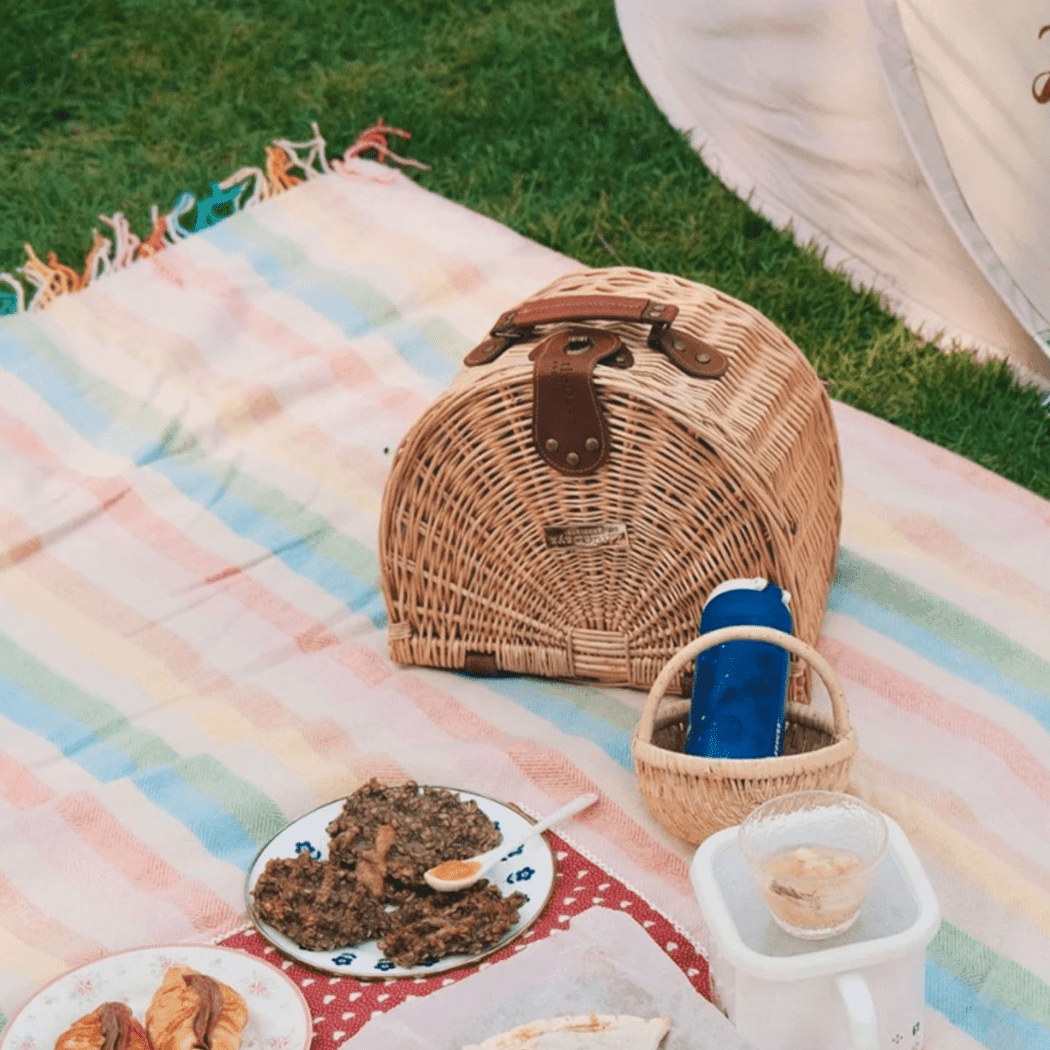 Little Dayz Boutique Semi Round Picnic Basket-2006733434642370565