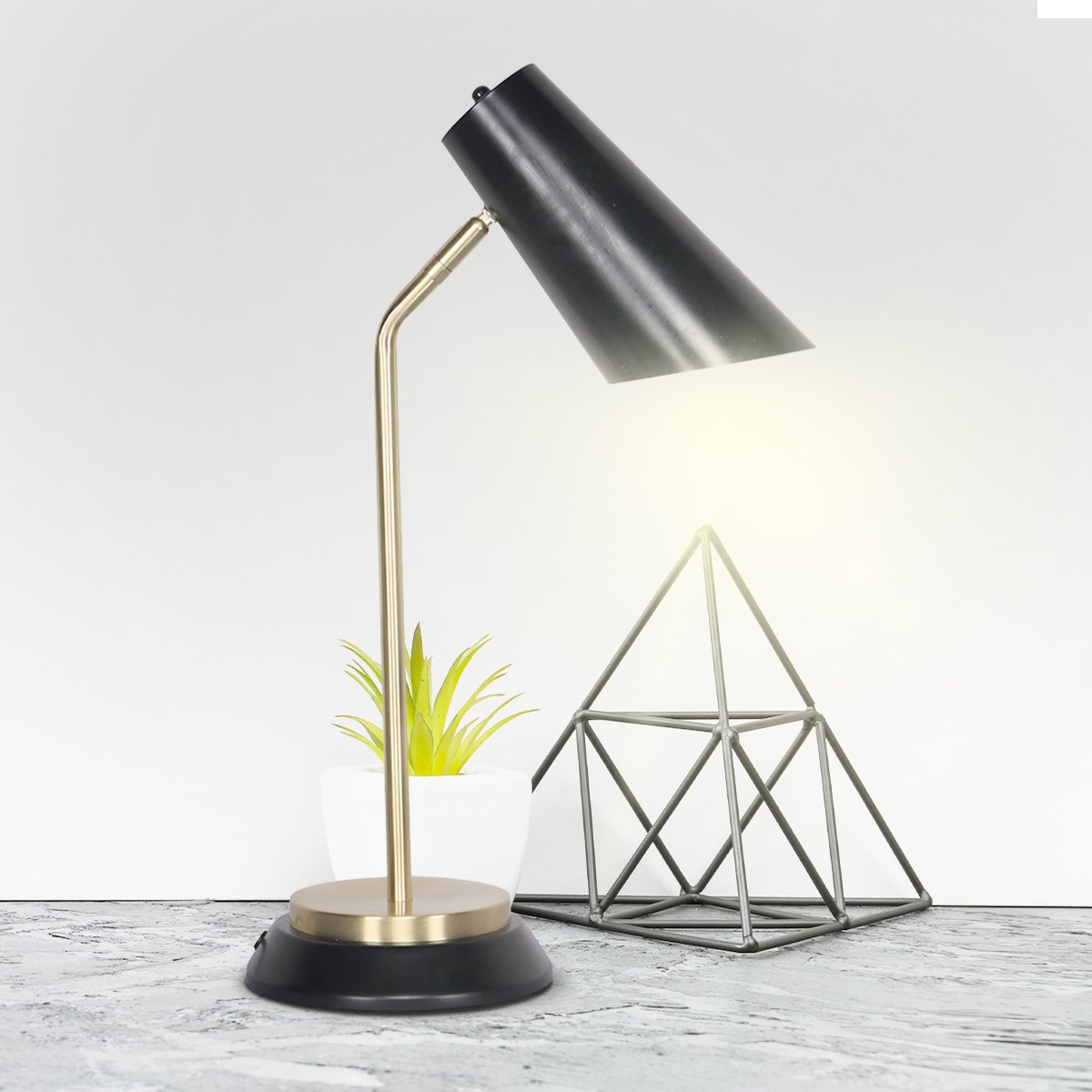 Sarantino Black-Brass Desk Task Table Lamp