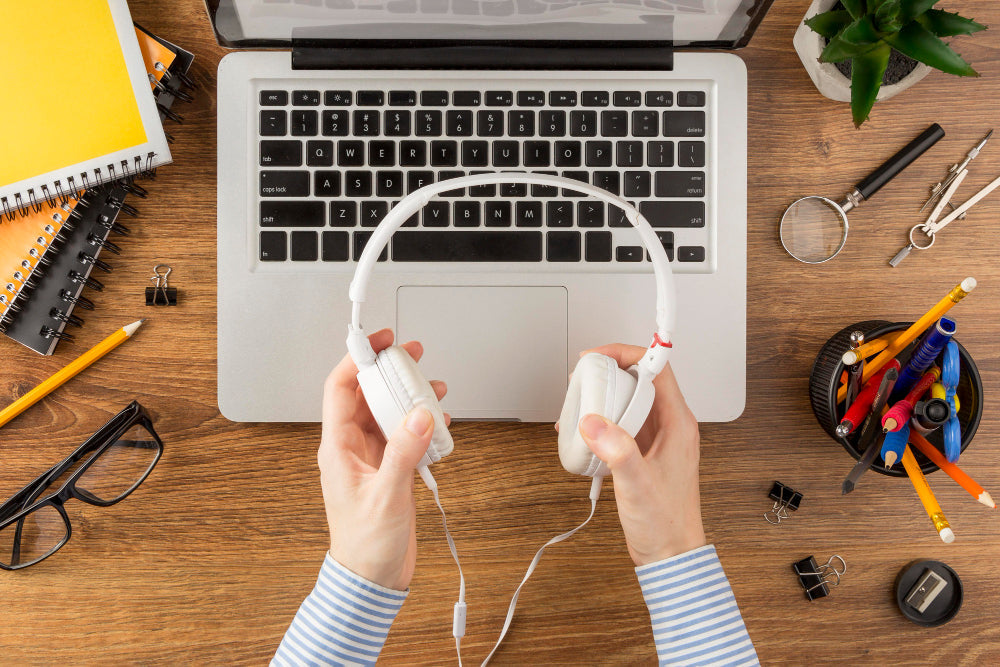 How to Find the Best Headphones and Earphones on Any Budget
