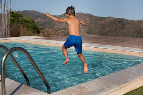 How to Choose the Best Swimming Pool for Your Home