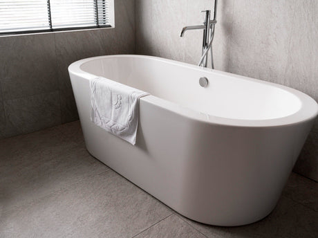 The Hottest Bathtub Styles to Transform Your Bathroom