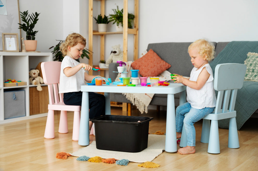 Kid's Tables and Chairs