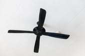 “Ceiling fan size chart showing recommended fan diameters based on room size—from small 29-inch fans for compact spaces to 60-inch fans for large living rooms.”
