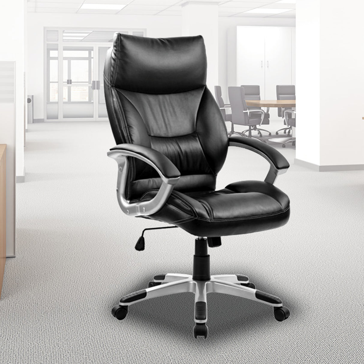 PU Leather Executive Office Chair &ndash; Ergonomic Swivel Computer Desk Chair in Black