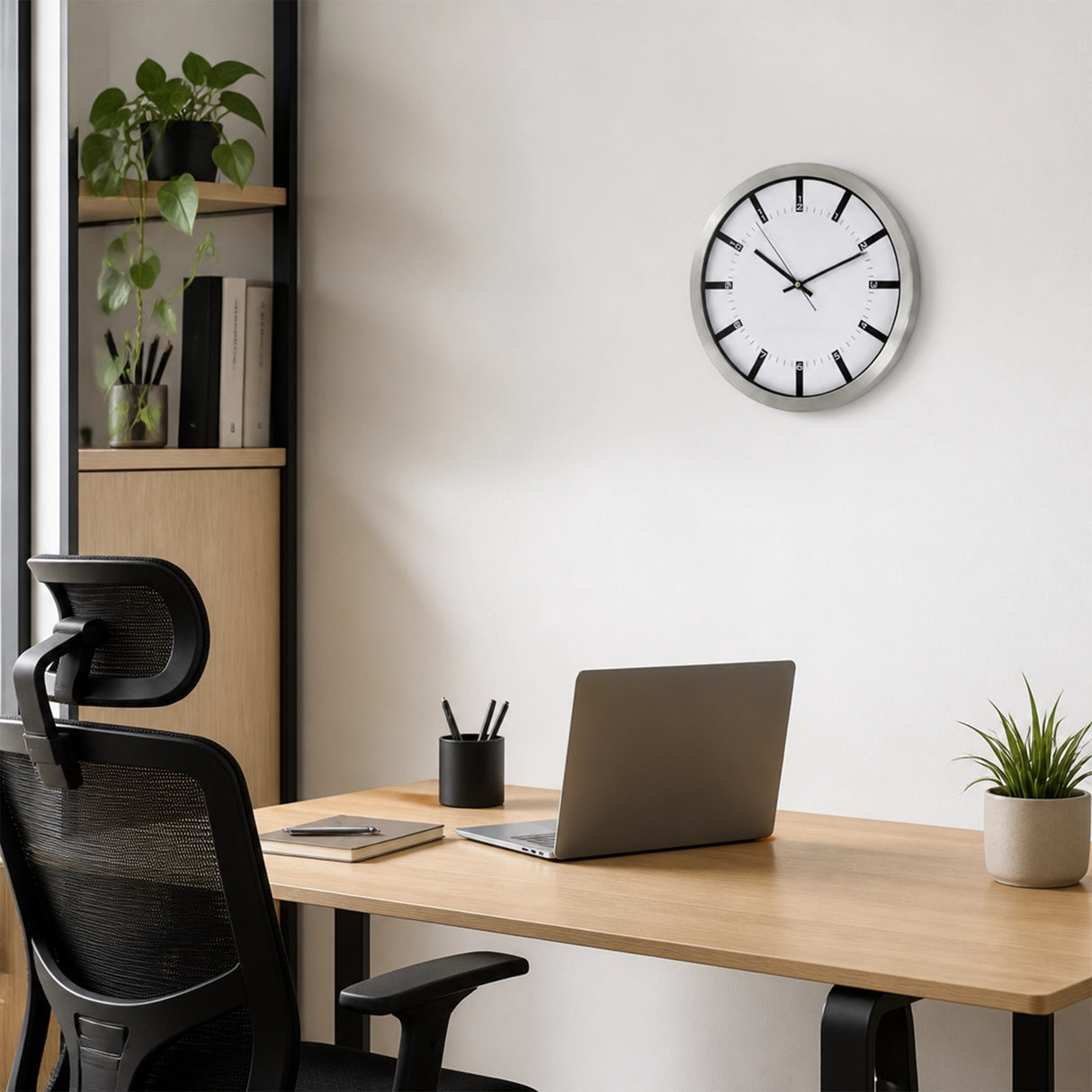 Modern Wall Clock Silent Non-Ticking Quartz Battery Operated Stainless Steel