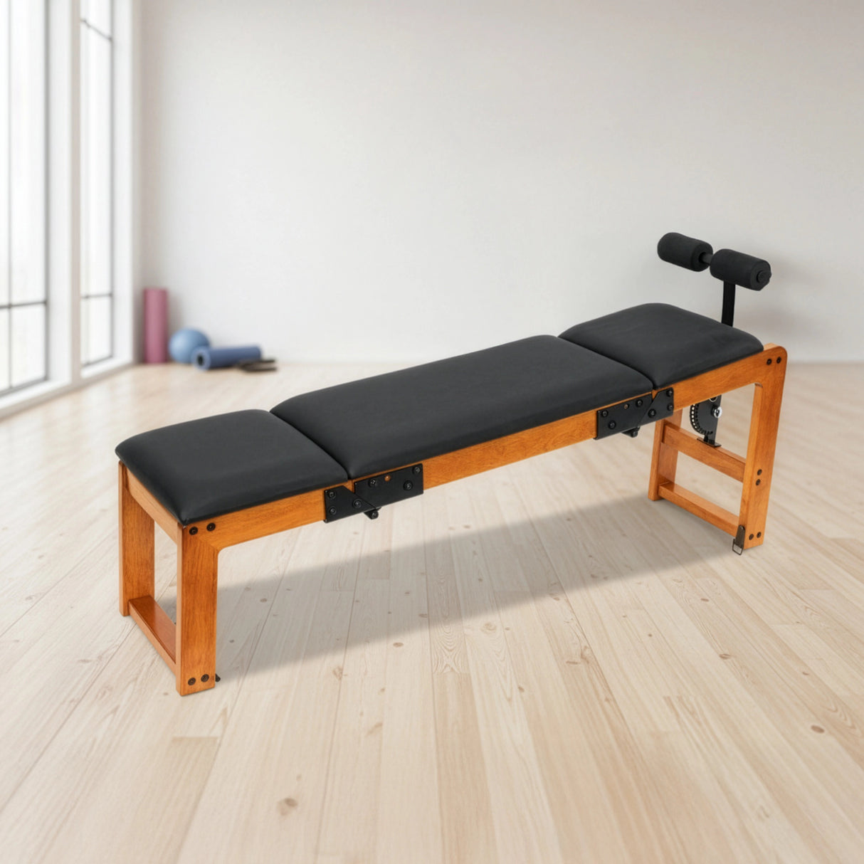 Commercial Workout Bench &ndash; Heavy Duty Gym Press Bench for Strength Training