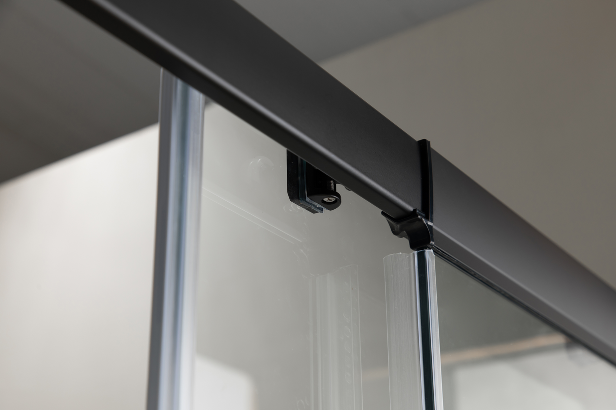 Adjustable 1400x920mm Single Door Corner Sliding Glass Shower Screen in Black