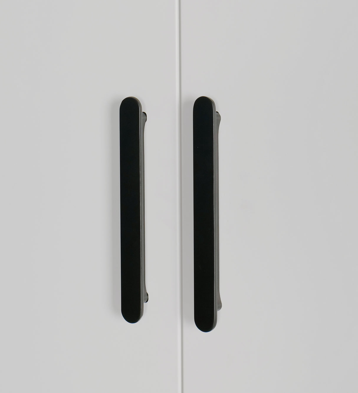 3 Door White Wardrobe &ndash; Black Handles, Hanging Rail & Shelves