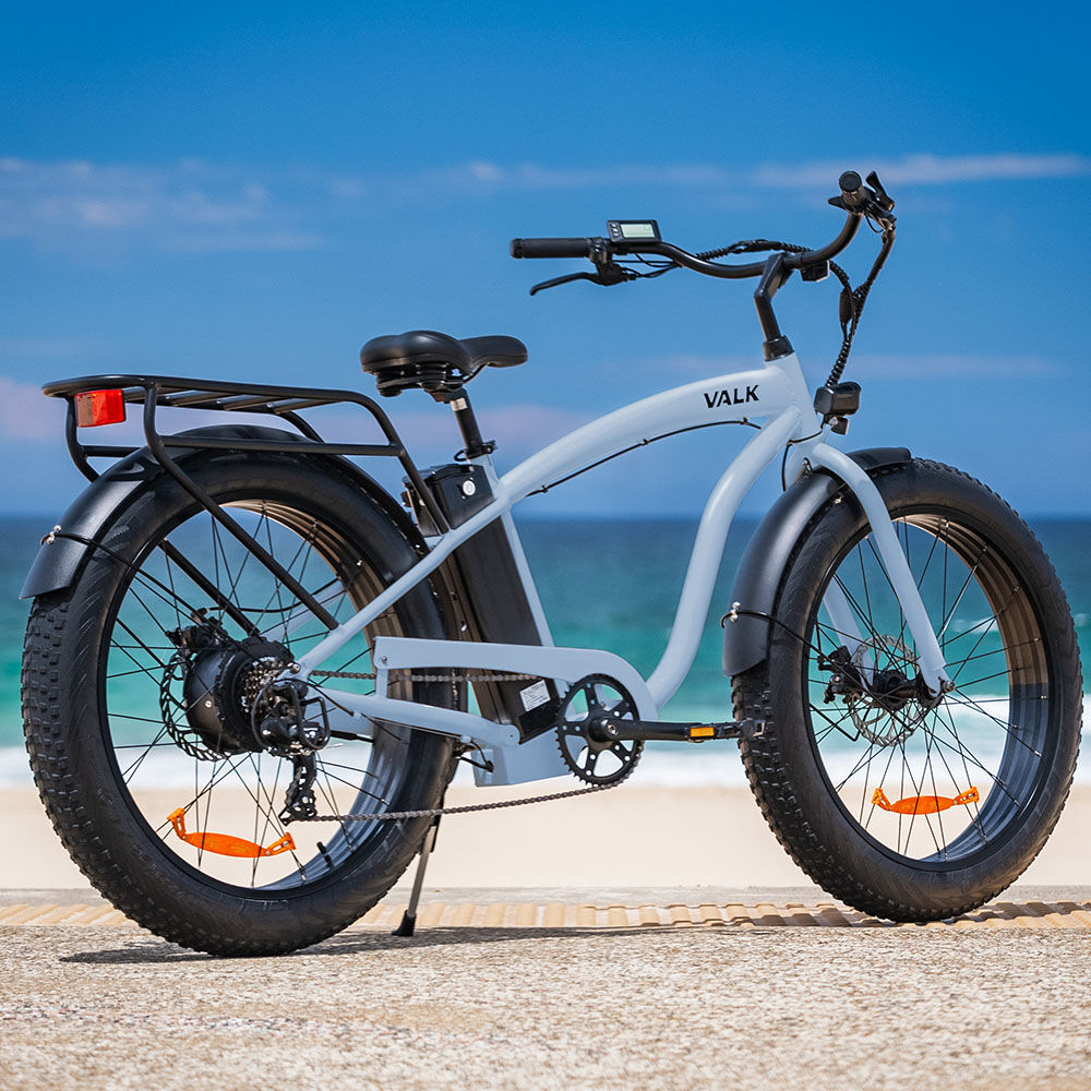VALK Electric Fat Tyre Cruiser Bike, eBike with Throttle, Tektro Hydraulic Brakes, Blue