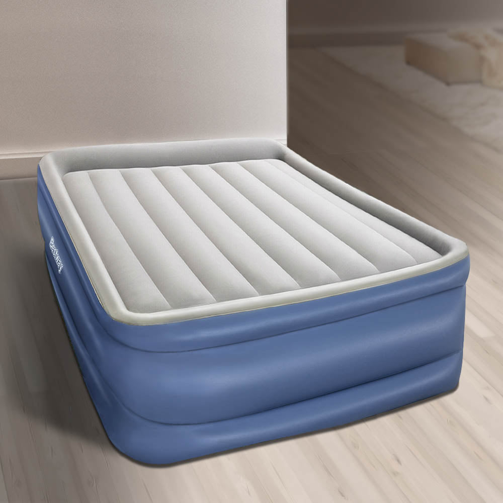 Queen Size Bestway Inflatable Air Mattress with Built-In Pump