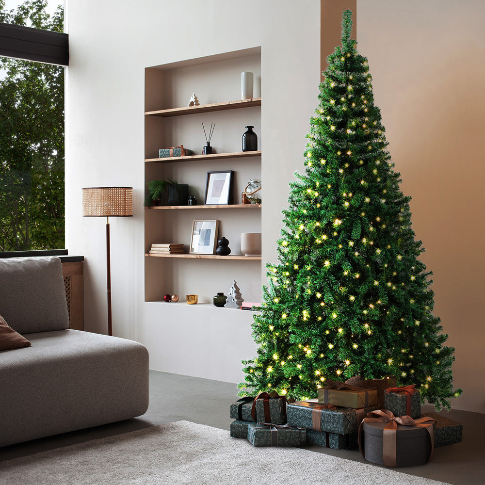 Tinseltown Christmas Tree 2.4M 8FT Green with LED lights