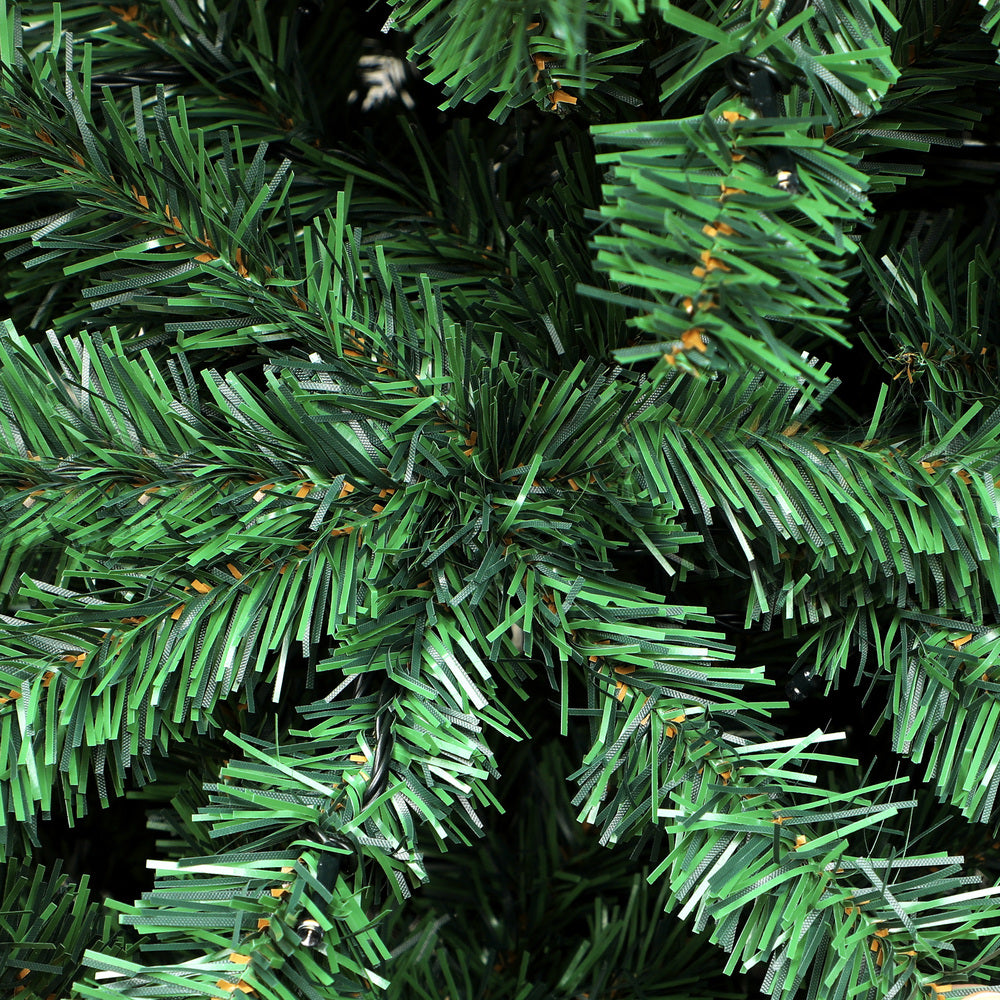 Tinseltown Christmas Tree 2.1M 7FT Green 1000 tips