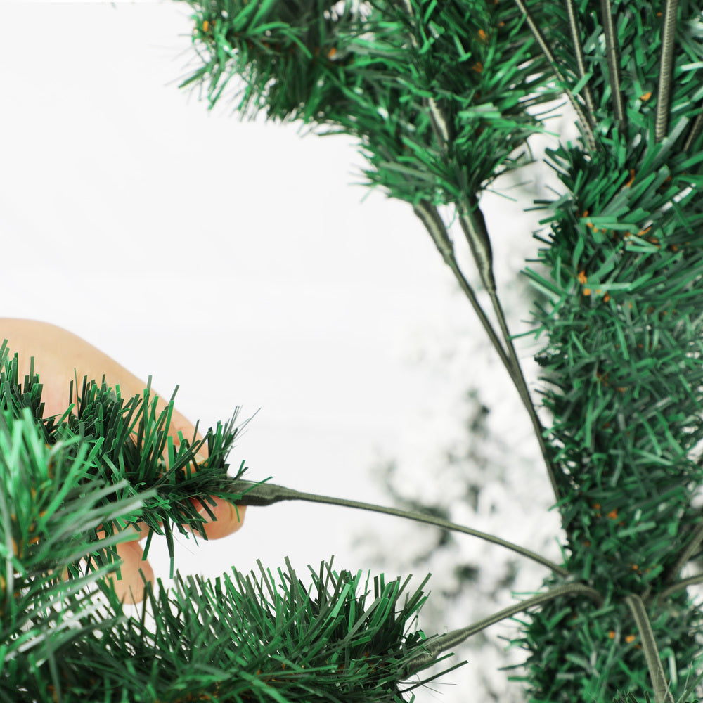 Tinseltown Christmas Tree 2.1M 7FT Green 1000 tips