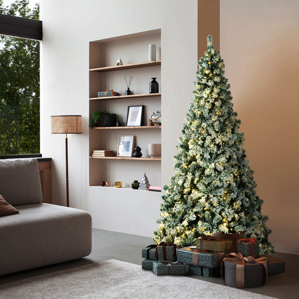 Tinseltown Christmas Tree 1.8M 6FT Snow Flocked Green with LED