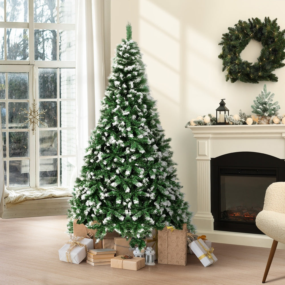 Tinseltown Christmas Tree 1.8M 6FT Snowy Decor Green 830 Tips