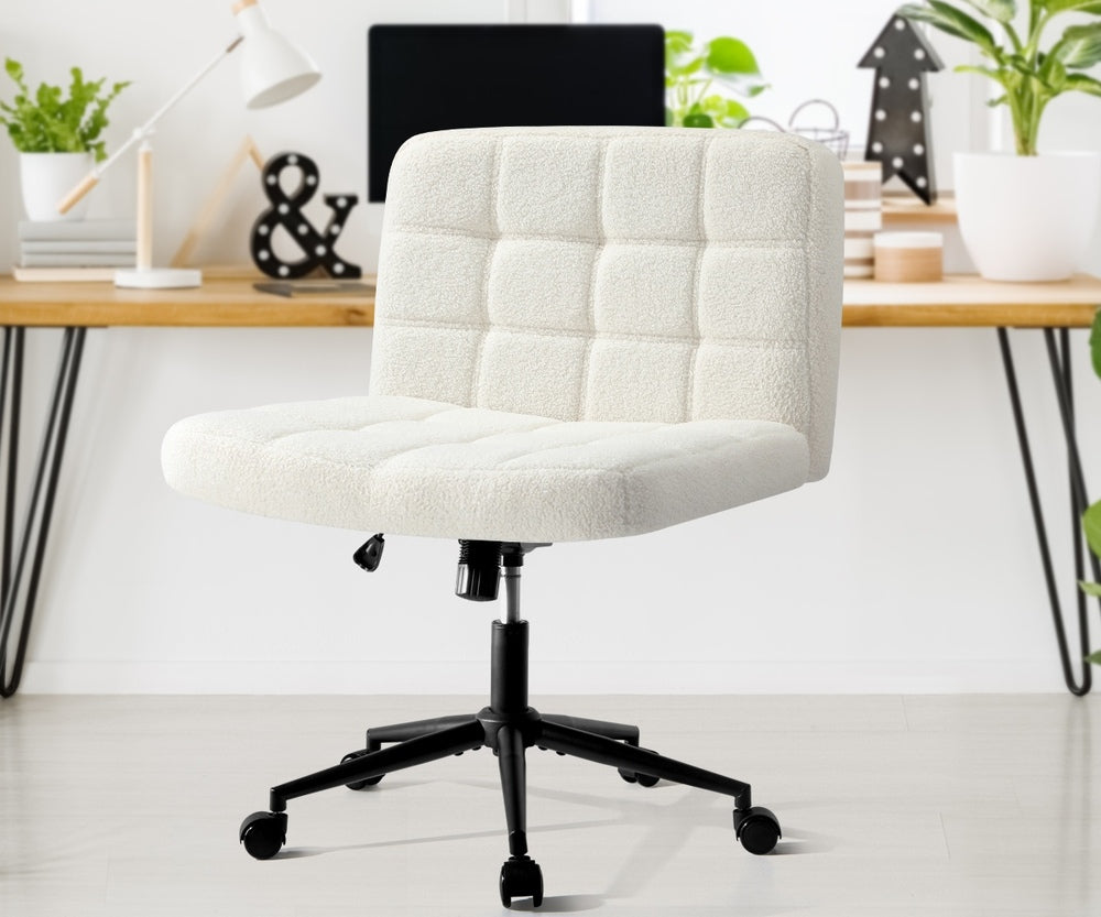 Oikiture Office Chair Wide Seat Boucle White with Wheels