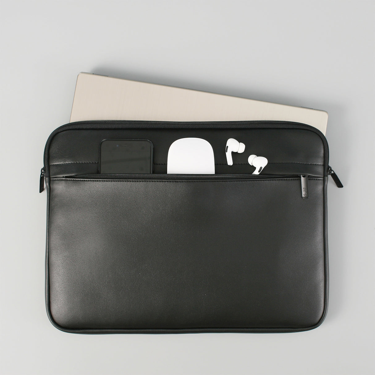 Large 15 inch Laptop Sleeve ERATO - BLACK