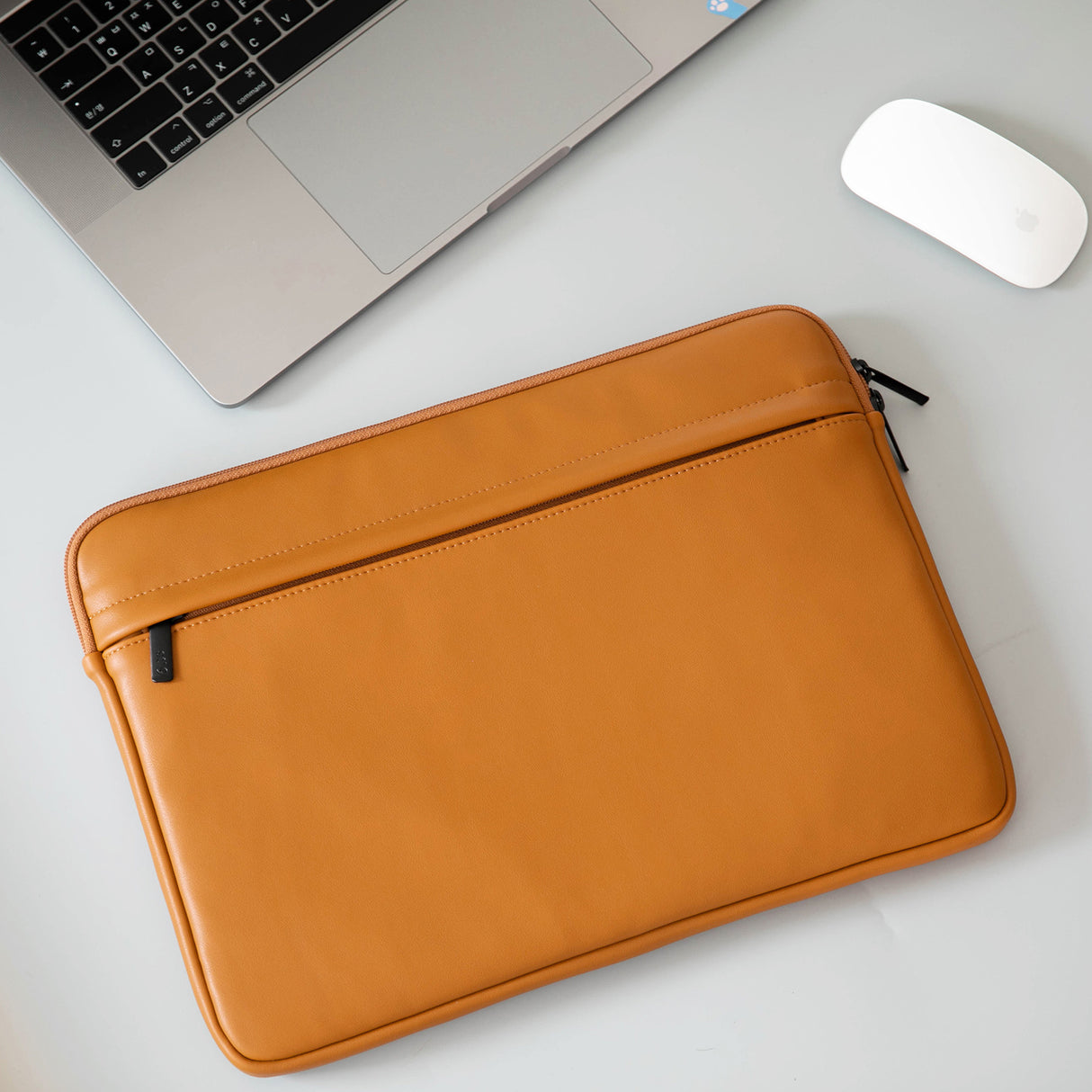 Medium 13 inch Laptop Sleeve ERATO - BROWN
