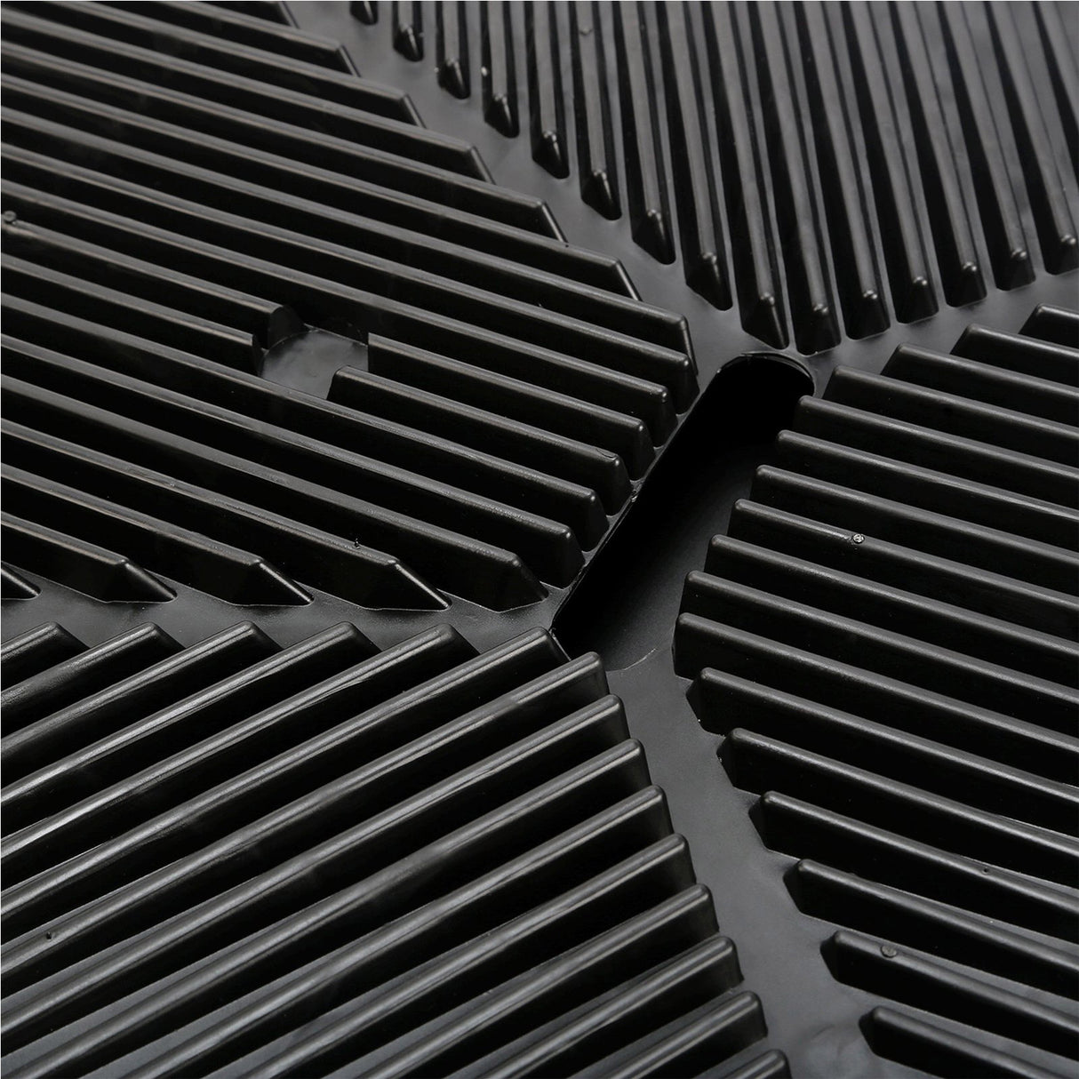 63cm x 50cm Pet Potty Tray With 1 Grass Mat