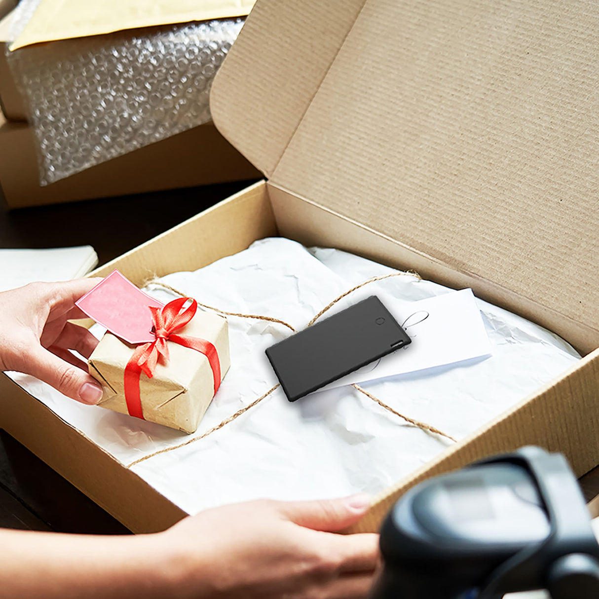Laser Ultra Slim Smart Card with Wireless Charging