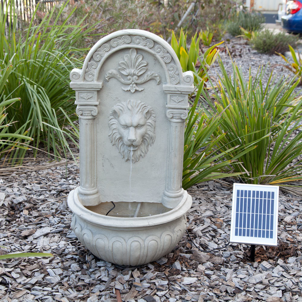 Samland  SOLAR DECORATIVE LION WALL WATER FOUNTAIN FEATURE