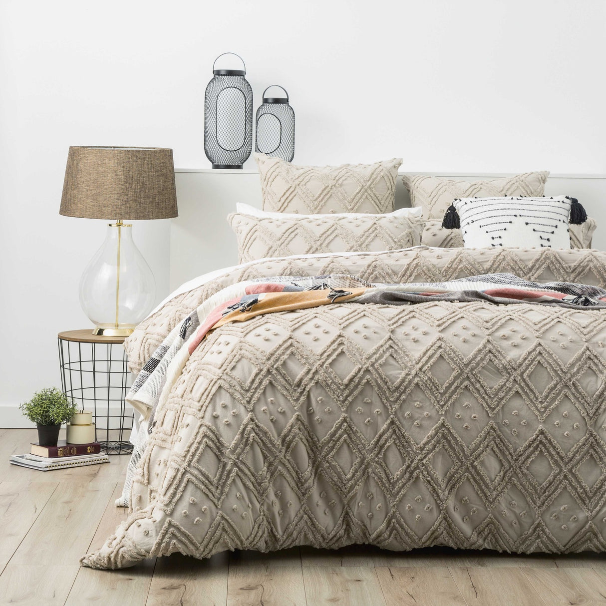Medallion Cotton Vintage Washed Tufted Stone Quilt Cover Set by Park Avenue King