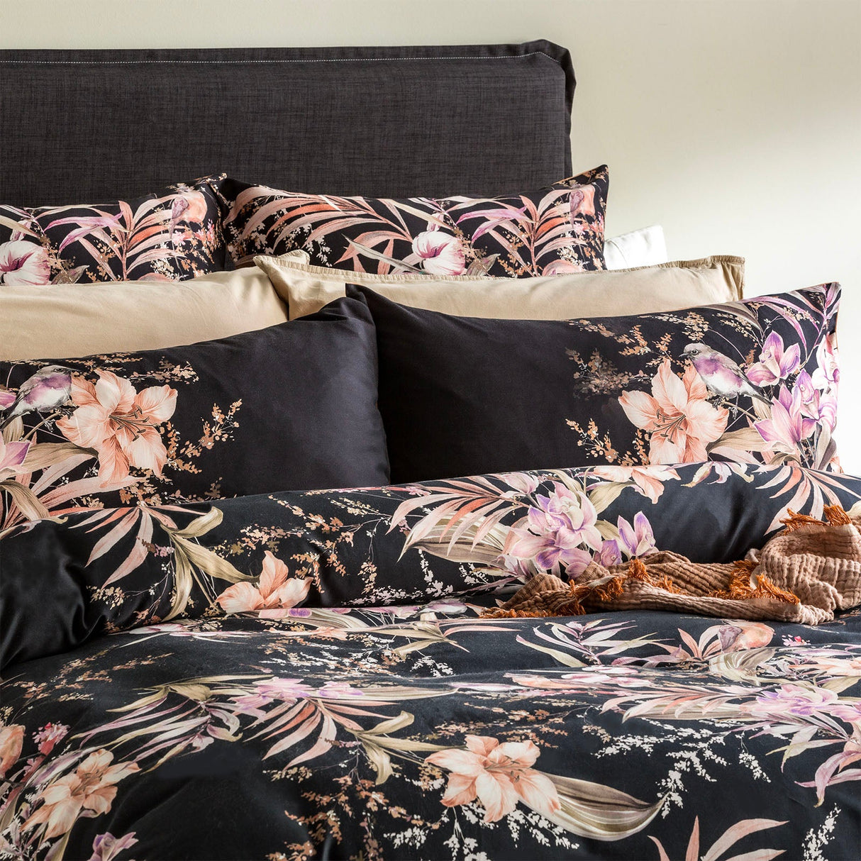 300 TC Grevillea Cotton Reversible Onyx Quilt Cover Sets by Renee Taylor King
