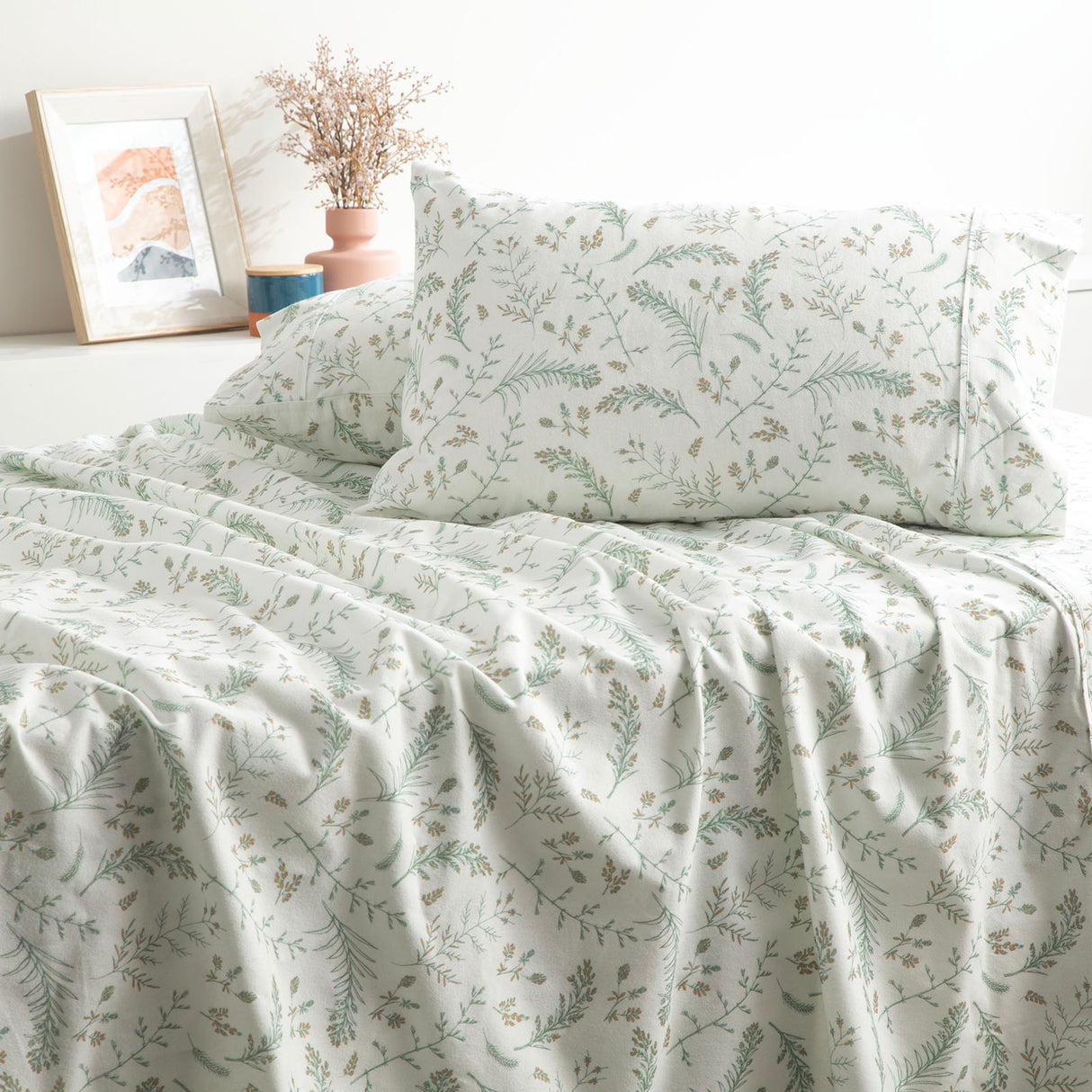 Hakea 175 GSM Egyptian Cotton Flannelette Sheet Set by Park Avenue Single