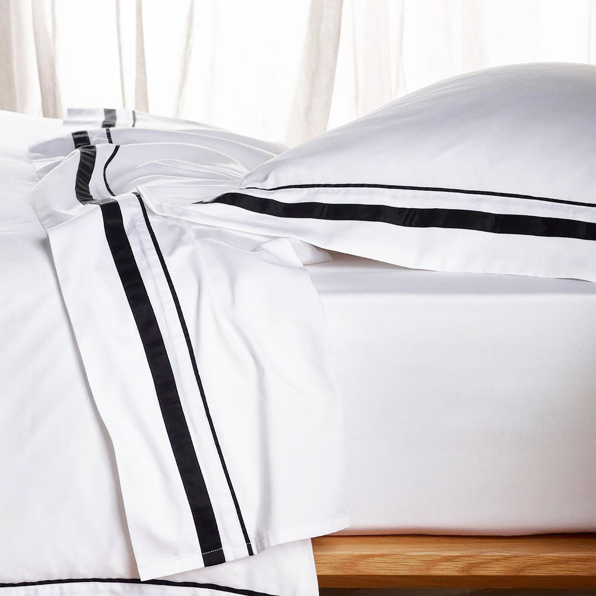 Cloud 1000 TC Egyptian Cotton White Charcoal Split King Sheet sets by Renee Taylor
