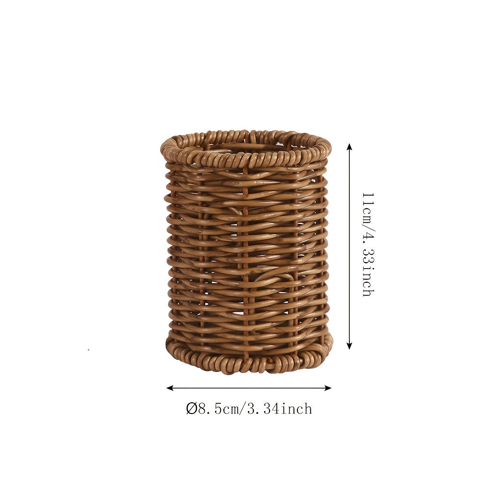 **Japanese Tableware Storage and Drying Basket: Slip-Resistant and Mold-Proof Bottom, Dual Use for Dining and Kitchen, a Simple and Tidy New Storage Choice**