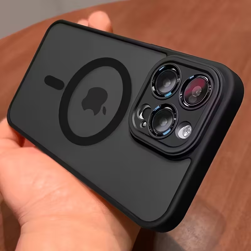 iPhone 15 Pro Max - High-end Magnetic Silicone Protective Case | Matte Semi-transparent Design | Anti-drop and Anti-scuff | Strong Magnetic Adhesion | Lightweight and Comfortable Feel