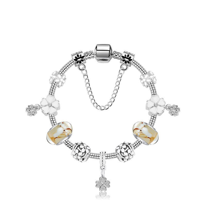 Clover Pendant Bracelet: Alloy, Zircon & Resin with Bright, Sweet Style(17cm)