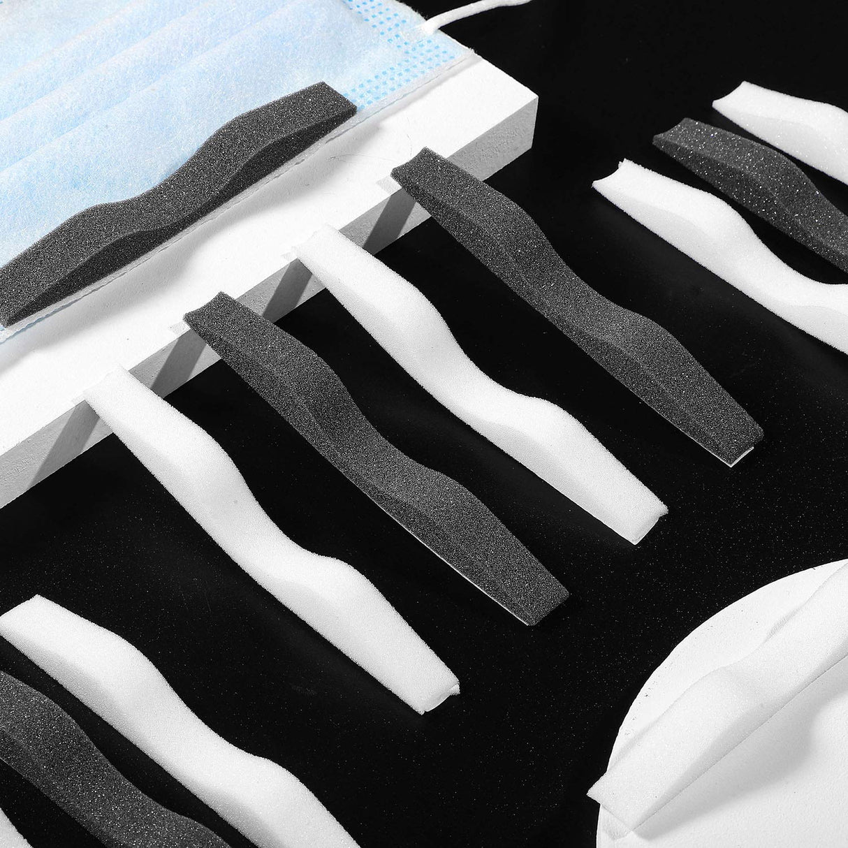 50 Pcs Microfiber Memory Foam Nose Bridge Pads Anti Fog Self Adhesive Protection Nose Cushion Sponge Strip Seal