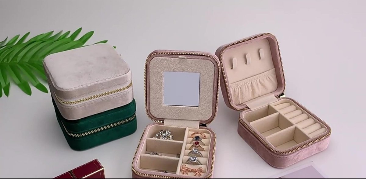 Mini Jewelry Box - Luxury Jewelry Box - With Mirror - Jewelry Box - Flannel - Jewelry Holder - Jewelry Storage Box - Bijouterie Box - Zipper - Travel - Traveling - Women/Girls - Green - Gift For Her - Soft Protection