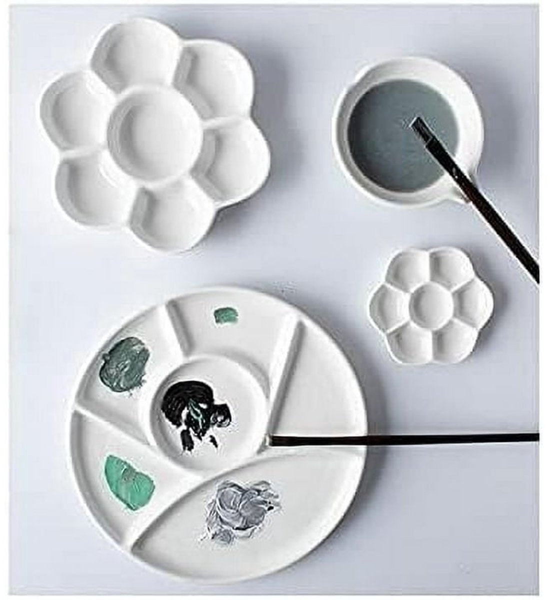 Easy-to-clean watercolor and gouache mixing tray - 6 holes - 8 inch - white - round