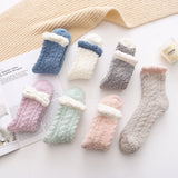 Slippers and socks - lounge socks - 7 pairs - Women's lounge socks - Soft and comfortable women's lounge socks - Comfortable, warm, thick and soft - Top-Down View