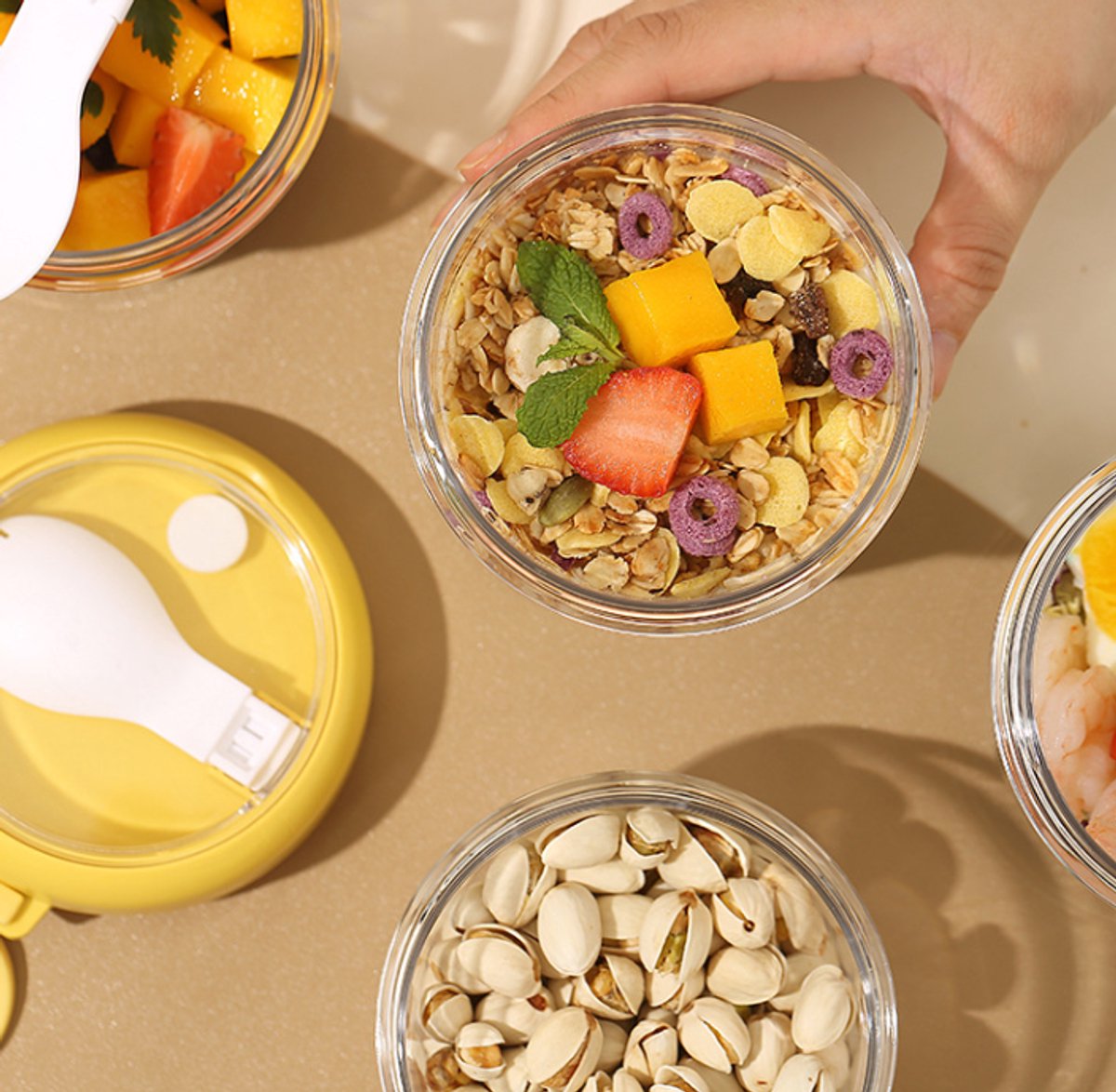 Yogurt Cup to Go - 880 mL - Muesli Cup - Oats Pots - Soup Cup - Lunch Cup - Lunch Pot - Leak-Proof - Insulated - with Spoon - Dishwasher Safe - White