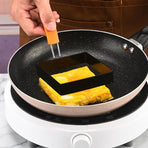 Egg Packaging - Pack of 4 - Egg Packaging - Square Egg Packaging - Non-stick Stainless Steel Square Shape - Square Omelette Mold - With Silicone Insulated Handle - 10x8cm