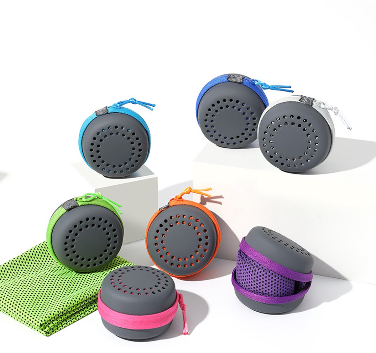 Cooling Towel for Summer & Sports - Quick-Drying & Cooling - Quick-Drying Towels - Cooling Towels for Running - With Storage Box - 30x60 cm (Children's) Orange