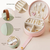 Small portable leather jewelry box - travel box - for necklaces, rings and earrings - green