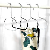 10-pack - Non-slip - Space-saving - Storage rack - Wardrobe belt/scarf hooks - Suitable for displaying hats, vests, ties, shawls (black) - Close-Up Angle