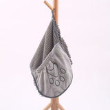 Dog Towel - Quick-drying dog towel - Super absorbent dog towel - Bath towel for dogs - Comfortable paw pockets - Suitable for indoor and outdoor use - Durable material - Machine washable (Gray, 62 x 25 cm) - Front View