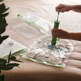 Vacuum Bags for Clothes - Set of 4 - with Manual Inflation Function - 120x100cm - Low Angle