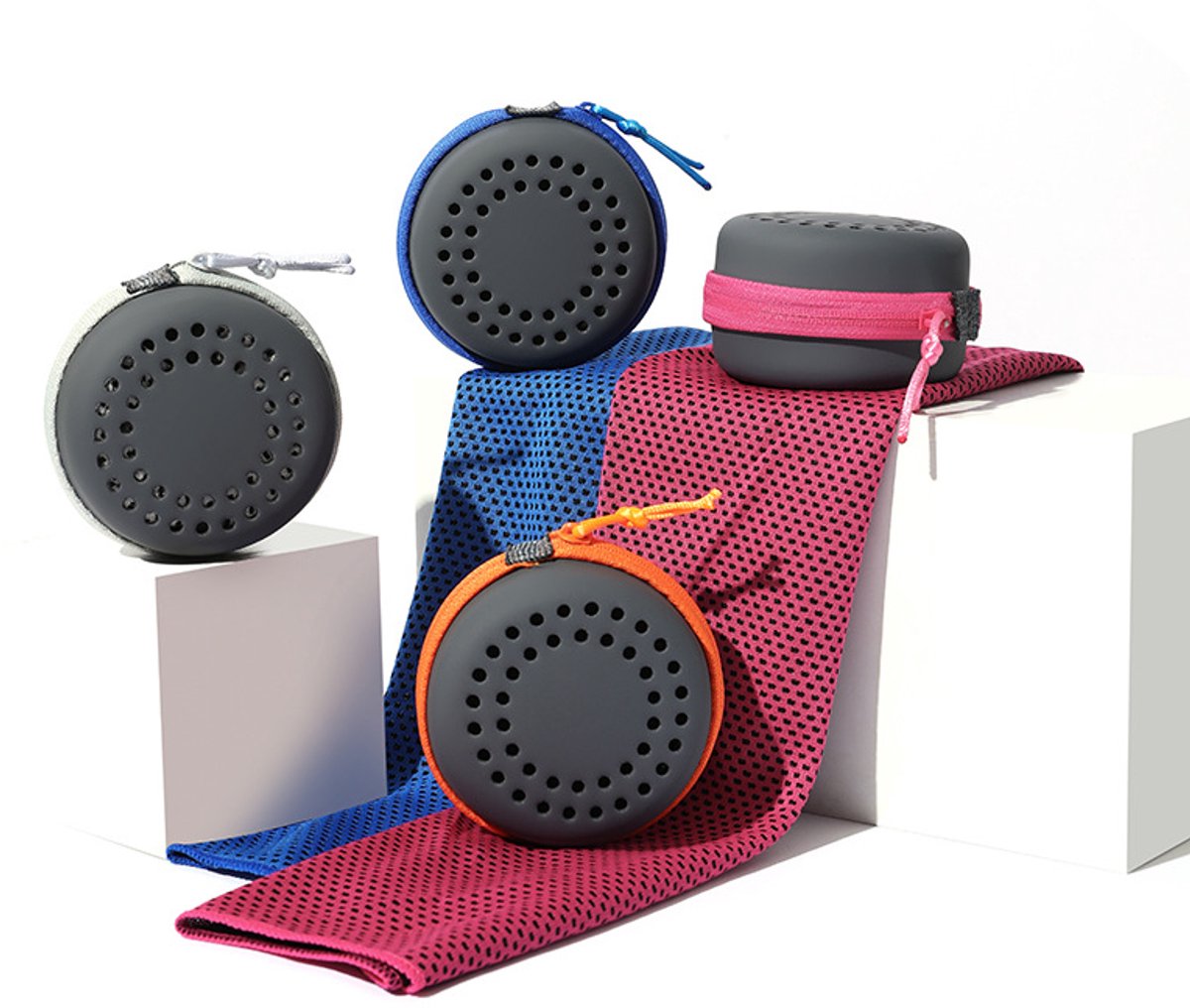 Cooling Towel for Summer & Sports - Quick-Drying & Cooling - Quick-Drying Towels - Cooling Towels for Running - With Storage Box - 30x60 cm (Children's) Royal Blue