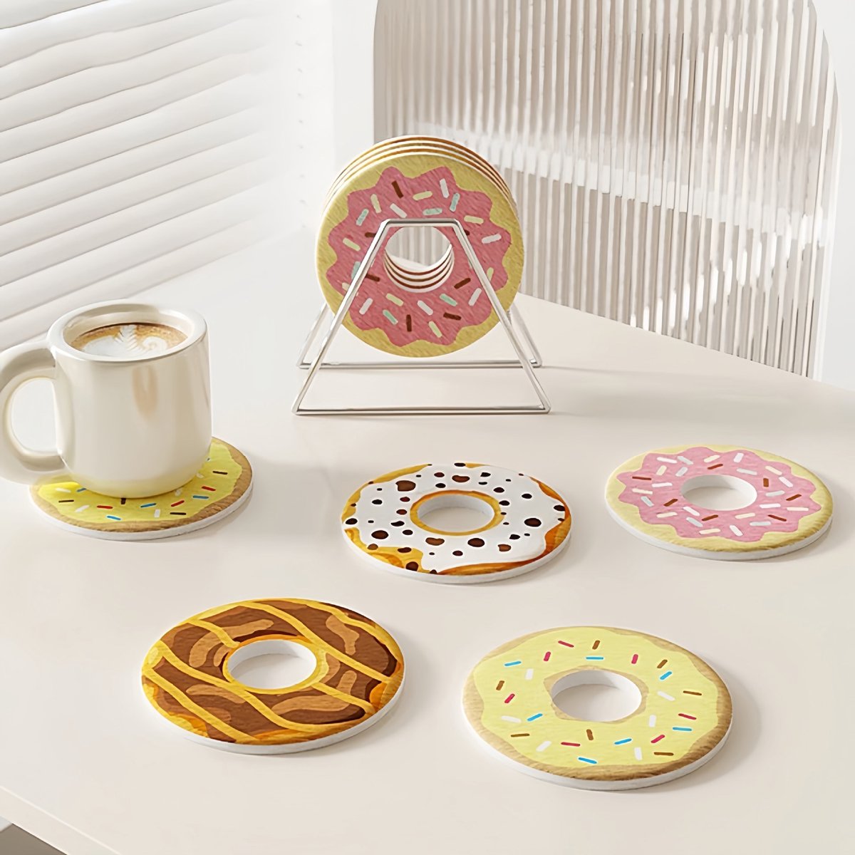 Coasters - Non-slip coasters - heat insulating coasters - Set of 4 - Donut-shaped - Anti-burn and anti-slip - Nice decoration for your home and dining table