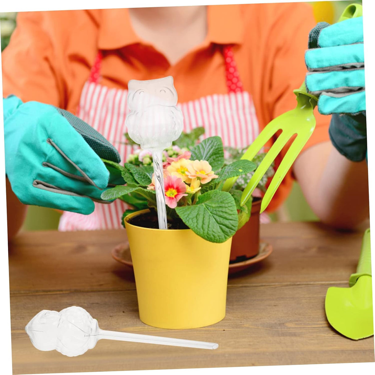 Automatic watering devices for indoor houseplants, live plants, watering spikes, glass watering balls, plastic flower pot, automatic watering devices for plants, travel PVC, The Lazy Flowers
