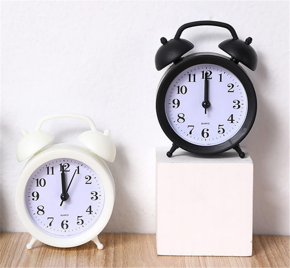 Children's Alarm Clock-Children's Alarm Clock-Children's Twin Bells-Cute Battery-Powered-Analog Mini Round Bedside Alarm Clock-Children's Gift Children's Student Alarm Clock Home Decor (Blue)