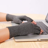 Rheumatism Gloves - Compression Gloves - Unisex - Osteoarthritis - Rheumatism - Arthritis - RSI - Carpal Tunnel Syndrome - S - Heather Grey Half Finger Gel