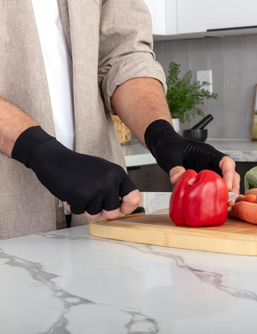 Rheumatism Gloves - Compression Gloves - Unisex - Osteoarthritis - Rheumatism - Arthritis - RSI - Carpal Tunnel Syndrome - M - Copper Half Finger